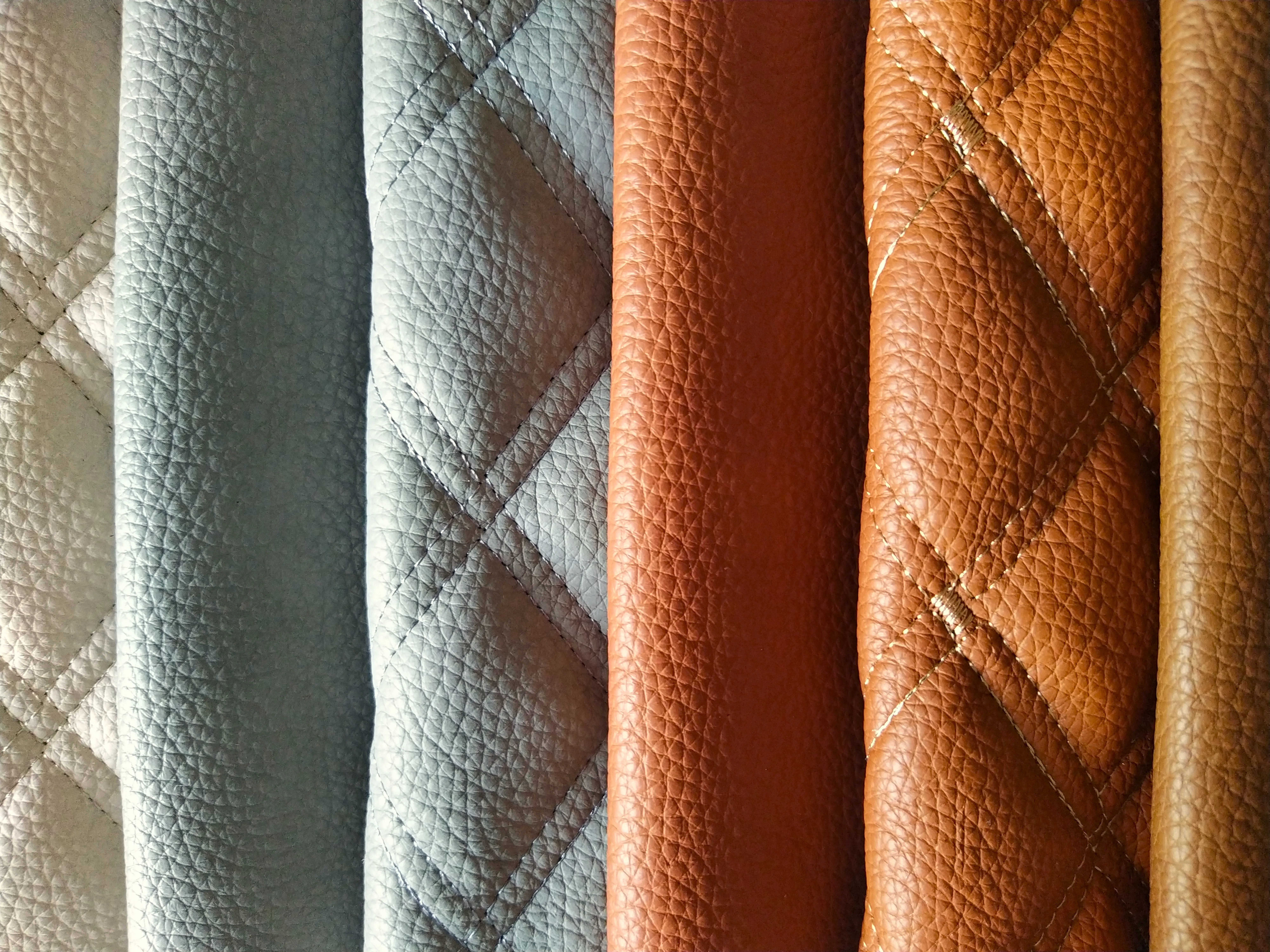 Bezug Kunstleder – Detailaufnahme